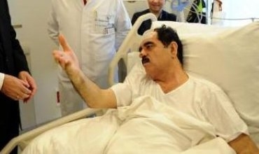 Aliyê Tatlises yê çepê pûç bû ye