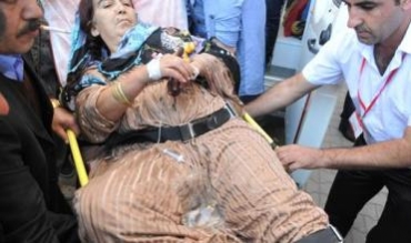 Jina ku helîkopterê gulebaran kir jiyana xwe ji dest da