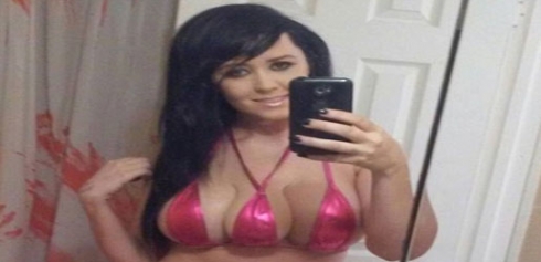 Keçek Emrîkî bi 3 Memikan