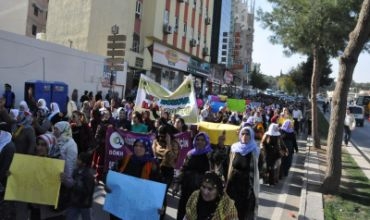 Li Riha jin li dijî tundiyê meşiyan