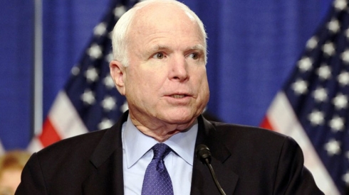 John McCain: Îran dixwaze nakokiyê zêdetir bixe di navber Hewlêr û Bexdayê de