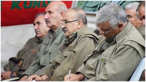 KCK: Vekişîna Amerîka li dijî Rojavayê Kurdistanê lîstikeke pilankirî ye