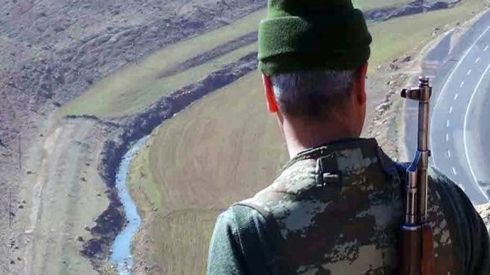 Li Şirnex û Çêwlikê 2 pasvanên ewlekariyê hatin kuştin