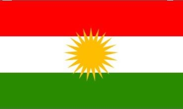 Alayên Kurdistanê li bajarê Besrayê tên bilind kirin