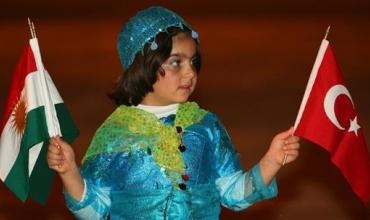 “Barzanî bi piştgiriya Tirkiyê serxwebûnê radigihîne”