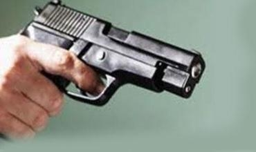 Hevjînê xwe bi mêrekî da kuştin