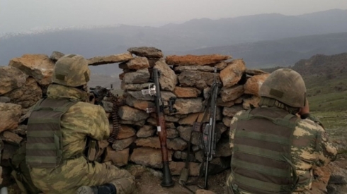 4 leşkerên Tirkiyê li çiyayê Cûdî hatin kuştin