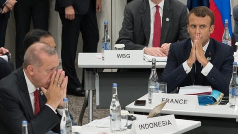 Macron: Mîlîtanên Suriyeyî şandine Qerebaxê