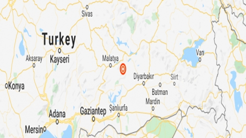 Li bakûrê Kurdistanê Erd hejîya