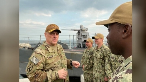 Serokerkanê artêşa Amerîkayê gehêşte Bexdayê