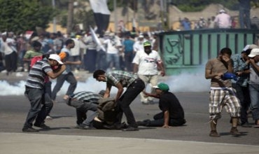 Misir: Zêdetir il 300 kuştî û 3000 birîndar