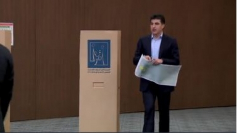 Serokwezîr Nêçîrvan Barzanî li Hewlêrê dengê xwe da