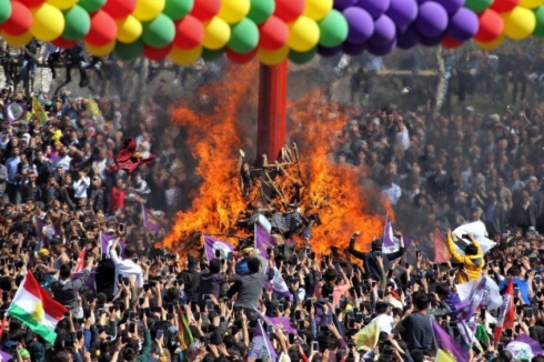 Li Amedê pîrozbahîya Newrozê