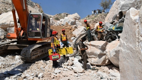 Kargeha mermer roxiya: 22 karker mirin