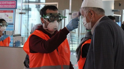 Li Tirkiyeyê 10 hezar kes ketin qerentîneyê