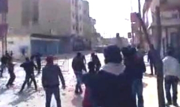 Li Qamişlo bihevçûn, 17 ciwanên Kurd birîndar bûn