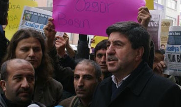 Balikçi: Bila rojnamevan serbest bên berdan