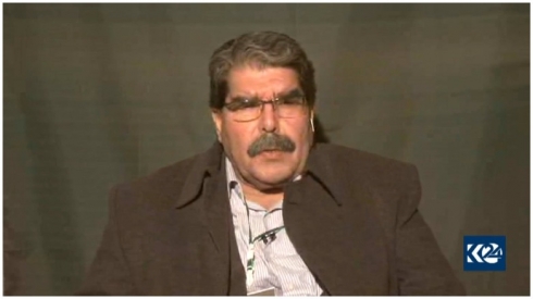 Salih Muslim: Divê ENKSê bê merc tevlî Rêveberiya Xweser bibe