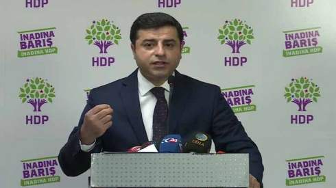 Parlementerê CHPê: Demîrtaş xweseriyê naxwaze