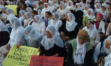 Jinan li ser xeta sînor dest bi çalakiya rûniştinê kir