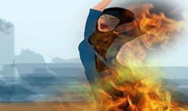 Li Makoyê dayîka 3 zarokan xwe şewitand