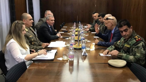 Şanda wezareta pêşmerge li gel wezîrê berevanî yê Hengariyayê civiya