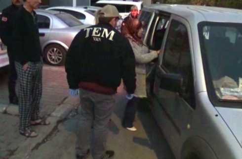 Li 3 bajaran operasyon 5 hevşaredarên HDPê hatin binçavkirin