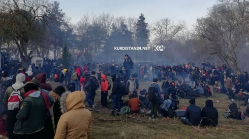 Bi hezaran penaber li ser sînorê Yûnanistanê kom bûne