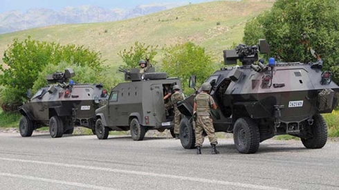 Leşkerekî Tirk li Colemêrgê hate kuştin