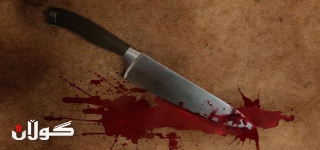 له‌ که‌لار دوو كەسی نەناسراو ئافرەتێكیان بێهۆش کرد و دایانه‌ به‌ر چه‌قۆ