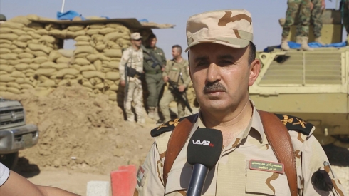 Fermandeyekî pêşmerge: Heşda Şebî bi enqest sengerên pêşmerge topbaran kirin