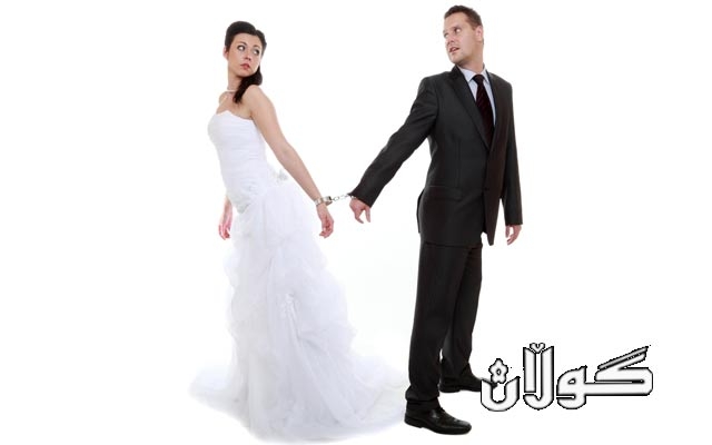 خۆتێهەڵقورتاندن و دەستێوەردانی خزمان بەربەستەكانی هاوسەرگیری زیاد دەكەن