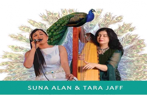 Du hunermendên Kurd konsereka xêrxazîyê li Lendinê sazdikin