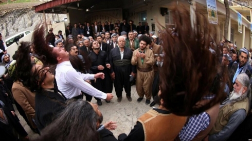 Kesekî çekdar li Kerkûkê êrîşî tekeya şêxê Kesnezanî kir