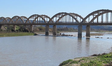 هاووڵاتیانی تەق تەق، بەسەر دەریای ئاو و نەوتەوە دەژین، بەڵام كەمی ئاو و نـەبوونی سووتەمەنی ژیانی لێ تاڵكردون..