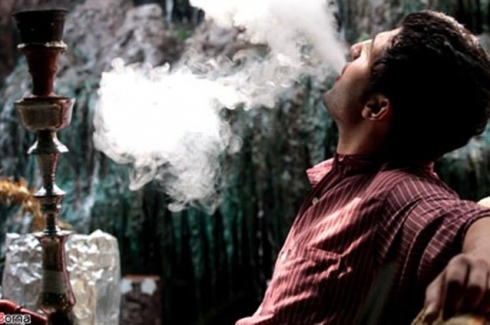 Bi rêya nargîlê ciwan bi madeyên hoşber ve tên girêdan