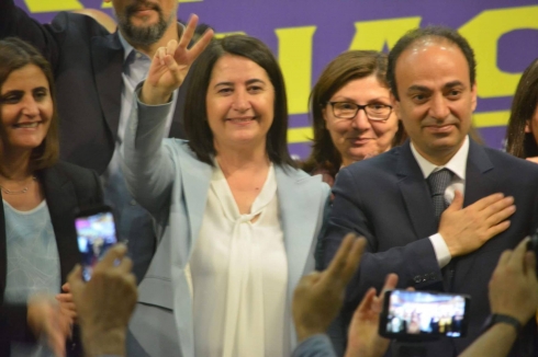 biryarên gring di Encamnameya kongreya HDPê a 3êmîn de hatin dayîn