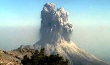 Volkana Sinabung li girava Somatra piştî 400 salan pijiqî