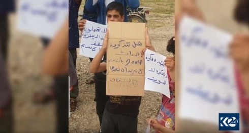 Li Dêra Zorê xwepêşandan li dijî hebûna HSDyê û hêzên Emerîkî gurtir bûne