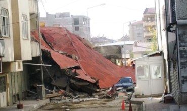 Li Hewlêrê kampanya komkirina alîkariyê bo mexdûrên erheja Wanê pêk tê