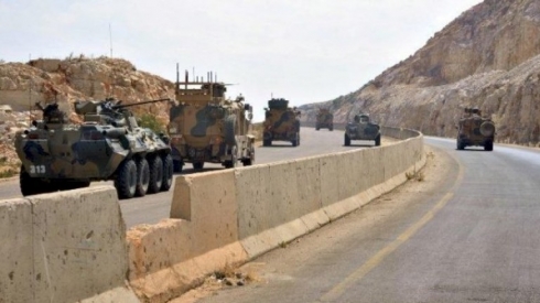 Tirkiye hêzên xwe ji navendeke din vekêşan