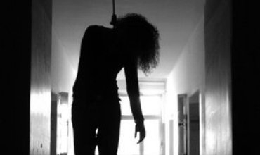 Li Wanê jineka 20 salî xwe bi darxist