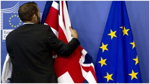 Peymana cihêbûna Brîtanya ji Yekitiya Ewropayê hat pesendkirin