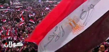 Egypt's army gives parties 48 hours to resolve crisis