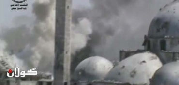 Syria army 'retakes' key Homs district of Khalidiya