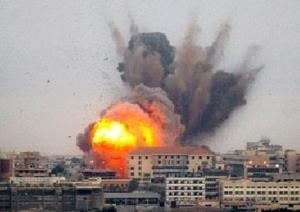  له‌ سوریا بۆردومان و شه‌ڕ و پێكدادان به‌رده‌وامه‌ 