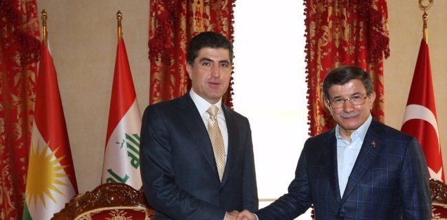  داودئۆغڵو پێشوازی لە نێچیرڤان بارزانی کرد
