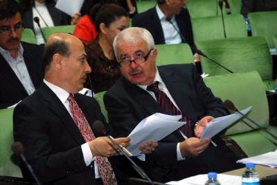 گفتوگۆكردن و ده‌نگدان له‌سه‌ر پڕۆژه‌ یاسای رێكخستنی قوتابخانه‌ ئه‌هلی‌و تایبه‌ته‌كان به‌رده‌وامه‌