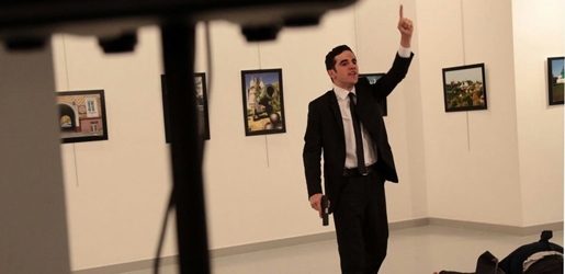 ئه‌نجامی‌ دواین لێكۆڵینه‌وه‌كانی‌ پۆلیس، له‌سه‌ر بكوژی‌ باڵیۆزه‌كه‌ی‌ روسیا له‌ئه‌نقه‌ره‌ 