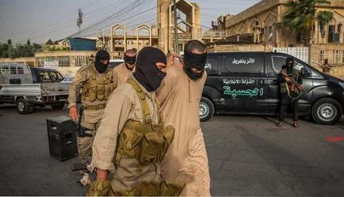 لەموسڵ داعش ھەڕەشەی کوشتن لە ھاوڵاتیان دەکات